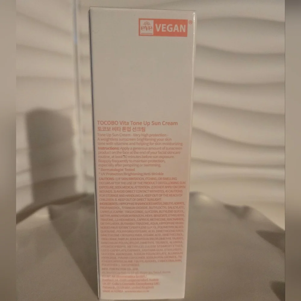 Tocobo Vita Tone Up Sun Cream - Picture 3 of 5